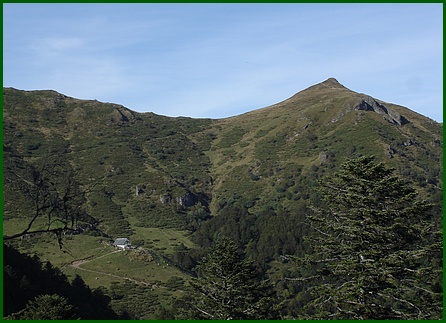 Buron vu du Bec de l'Aigle