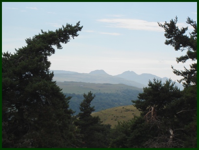 Vue sur les monts du Cantal