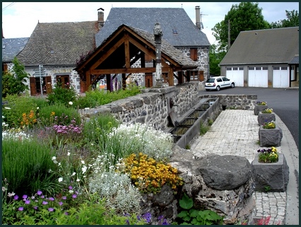 Fontaine à Oradour