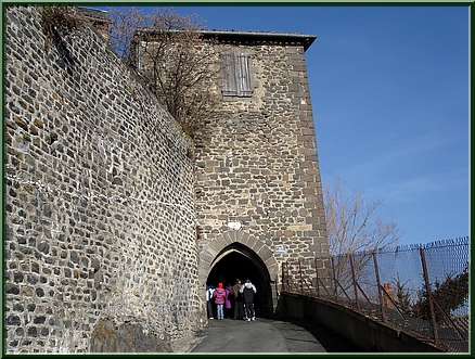 Porte des Roches