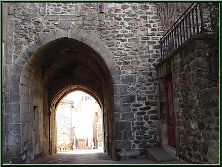 Porte du Thuile