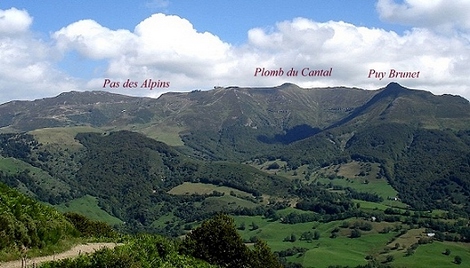 vue sur la chaîne du Plomb