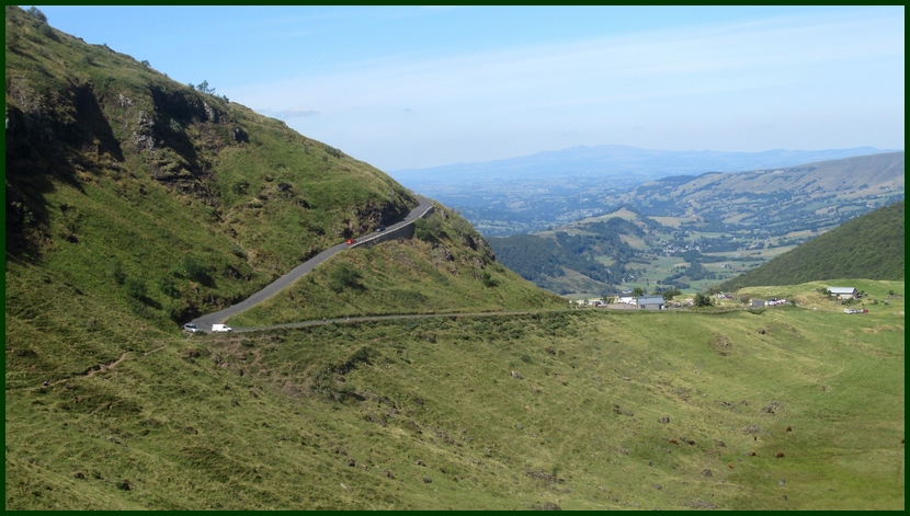 Montée du Pas de Peyrol